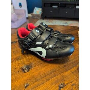 EUC Peloton cycling bike shoes with look delta cleats EU 40 US women's 9
